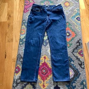 712 SLIM Levi’s 33 inch waist and 32 inch inseam